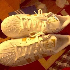 Adidas Superstar shell Toes ‼️BRAND NEW‼️